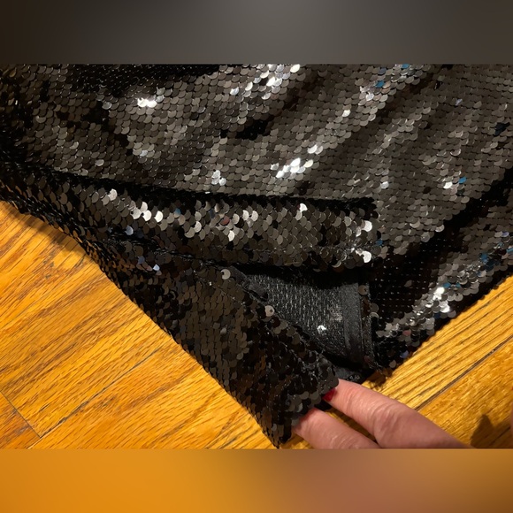 Nine West Shimmering sequined Black Camisole top - Picture 4 of 10